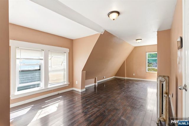 471 Burnside Street, Orange, NJ 07050