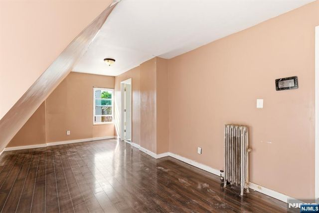 471 Burnside Street, Orange, NJ 07050