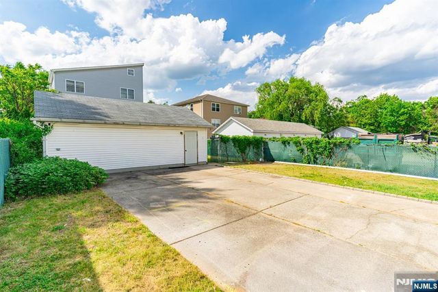 471 Burnside Street, Orange, NJ 07050
