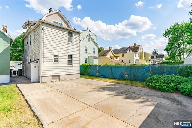 471 Burnside Street, Orange, NJ 07050