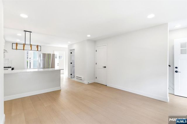 471 Burnside Street, Orange, NJ 07050