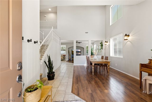 5016 Stone Bay Avenue, Las Vegas, NV 89131