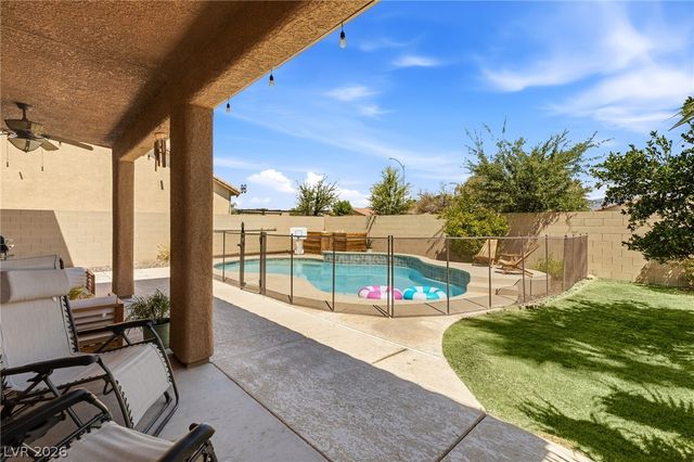 5016 Stone Bay Avenue, Las Vegas, NV 89131