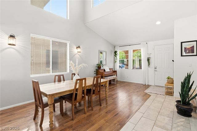 5016 Stone Bay Avenue, Las Vegas, NV 89131