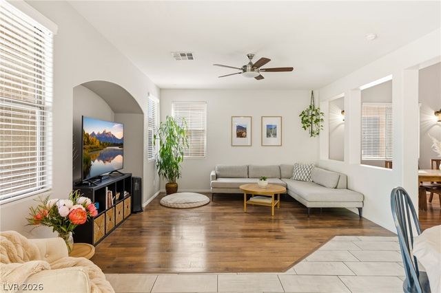 5016 Stone Bay Avenue, Las Vegas, NV 89131
