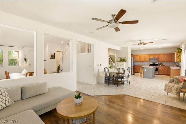 5016 Stone Bay Avenue, Las Vegas, NV 89131