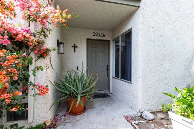 29344 Via Frontera, Murrieta, CA 92563