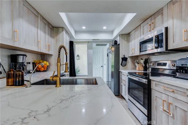 29344 Via Frontera, Murrieta, CA 92563