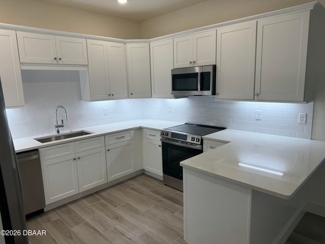 3057 Isles Way, New Smyrna Beach, FL 32168