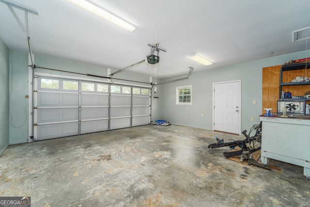 674 Forest Hills Drive, Douglas, GA 31535