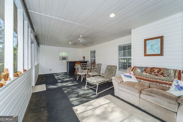 674 Forest Hills Drive, Douglas, GA 31535