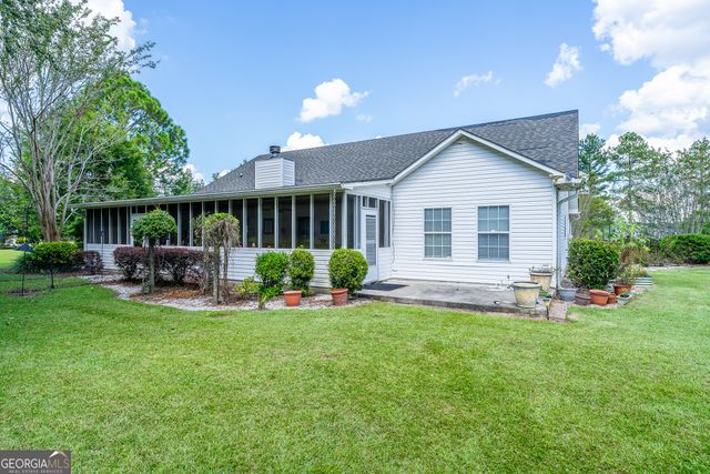 674 Forest Hills Drive, Douglas, GA 31535