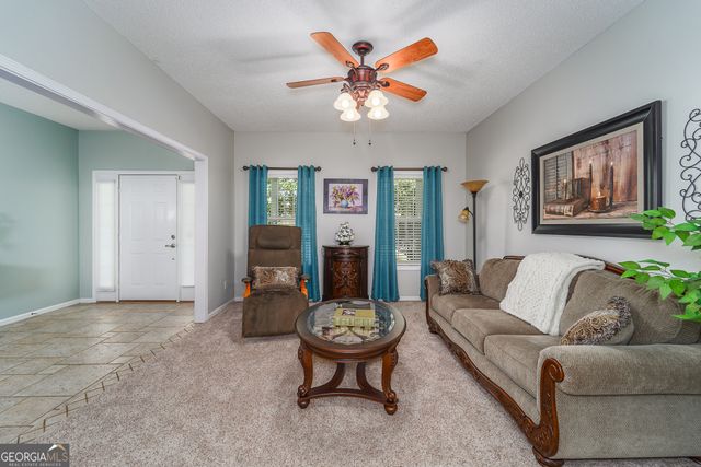 674 Forest Hills Drive, Douglas, GA 31535