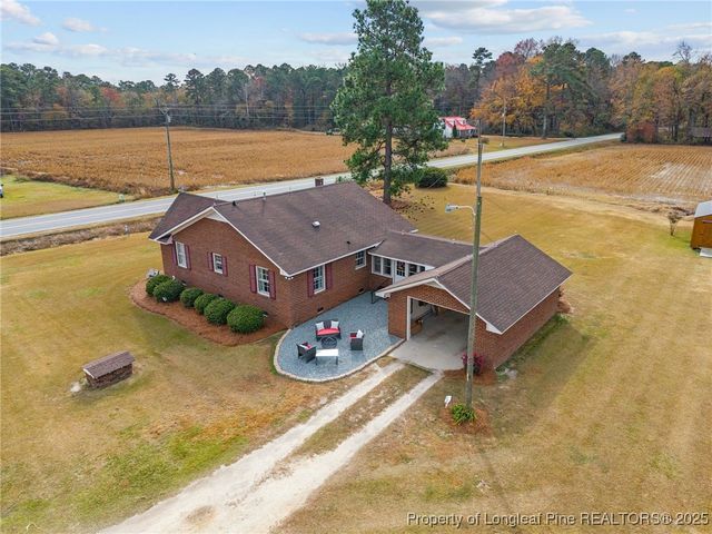 1752 Lee Johnson Drive, Dunn, NC 28334