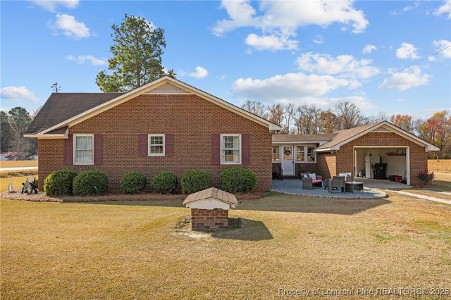 1752 Lee Johnson Drive, Dunn, NC 28334