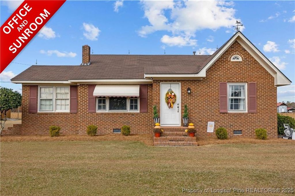 1752 Lee Johnson Drive, Dunn, NC 28334