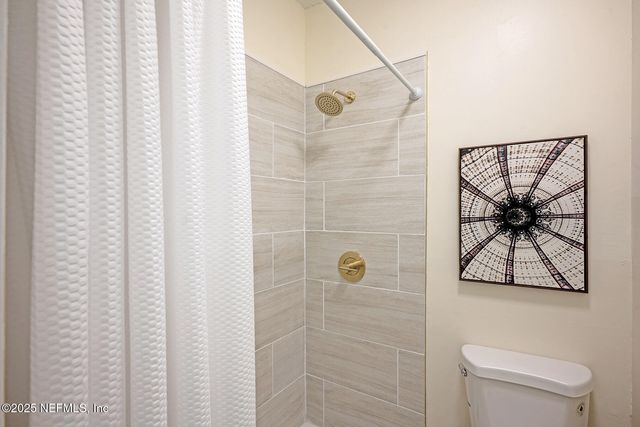1901 WOOD HILL Place 1901, Jacksonville, FL 32256