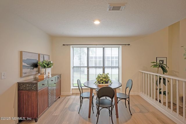 1901 WOOD HILL Place 1901, Jacksonville, FL 32256