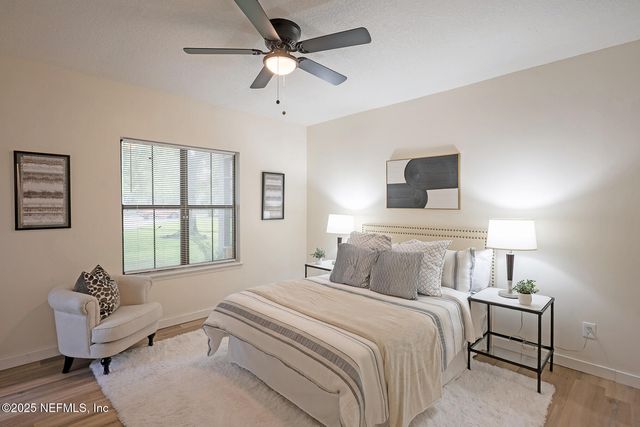 1901 WOOD HILL Place 1901, Jacksonville, FL 32256