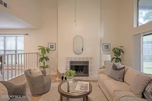 1901 WOOD HILL Place 1901, Jacksonville, FL 32256
