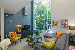 1120 N El Centro Avenue 5, Los Angeles, CA 90038