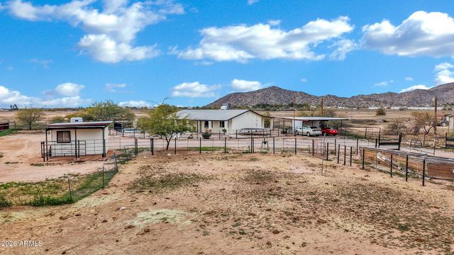 6618 N EVANS Road, Coolidge, AZ 85128