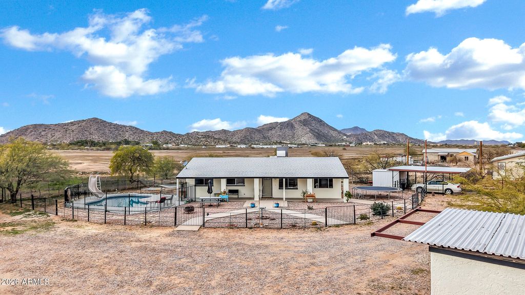 6618 N EVANS Road, Coolidge, AZ 85128