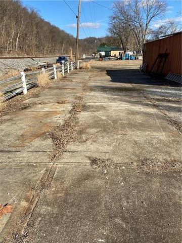 2092 John Street, Forward Twp, PA 15063