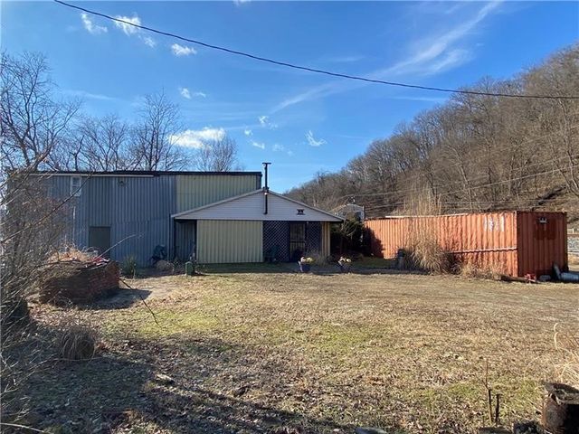 2092 John Street, Forward Twp, PA 15063