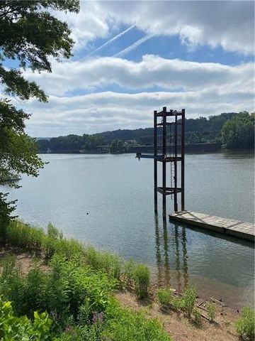 2092 John Street, Forward Twp, PA 15063