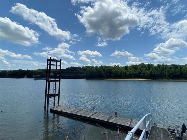 2092 John Street, Forward Twp, PA 15063