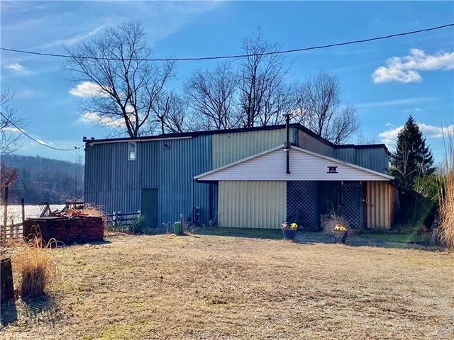 2092 John Street, Forward Twp, PA 15063