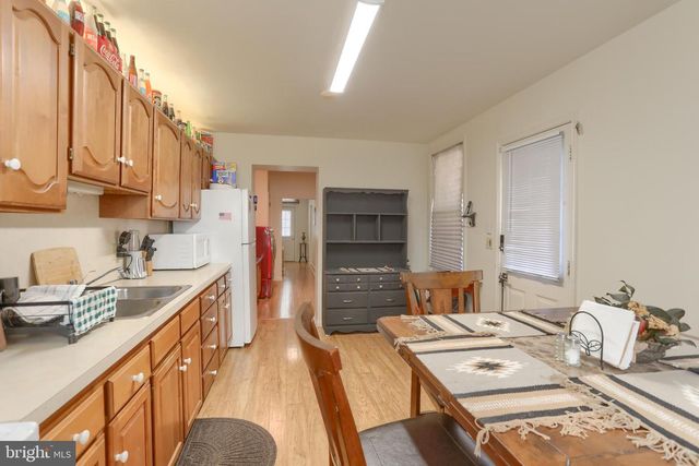 24 S 10TH ST, Lebanon, PA 17042