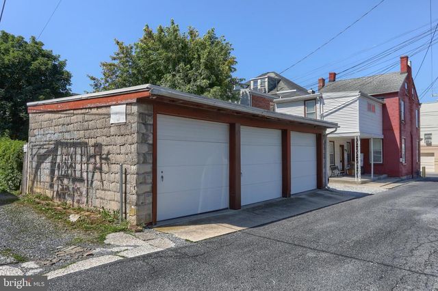 24 S 10TH ST, Lebanon, PA 17042