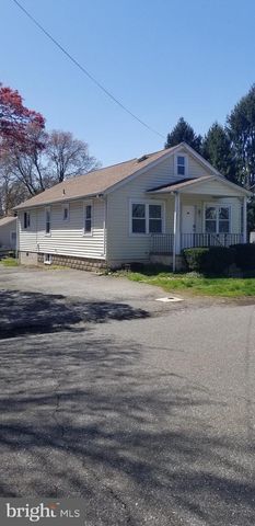 209 WALNUT ST, Boothwyn, PA 19061