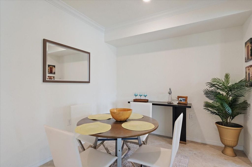 Image 11 of property listing at 16814 VARDON TERRACE 106, Bradenton, FL 34211