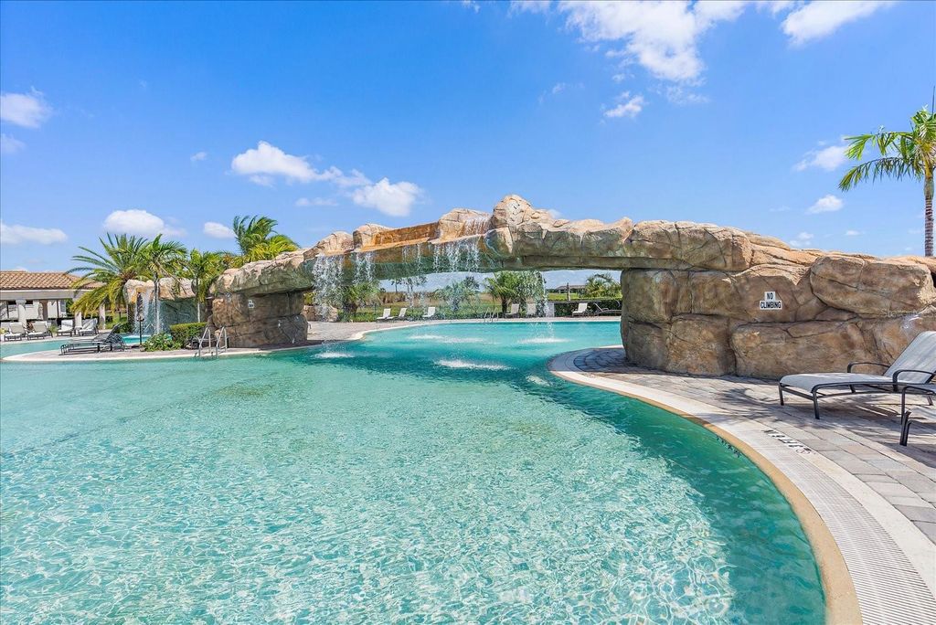 Image 34 of property listing at 16814 VARDON TERRACE 106, Bradenton, FL 34211