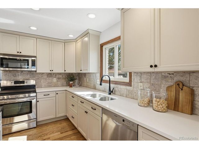 13501 Lowell Blvd, Broomfield, CO 80020