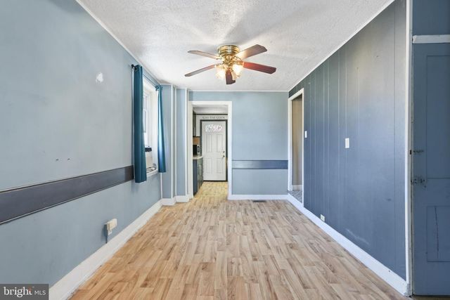 442 FRANKLIN ST, Alburtis, PA 18011