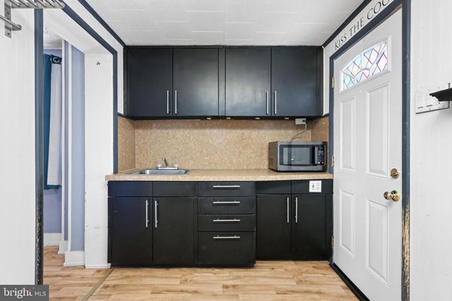 442 FRANKLIN ST, Alburtis, PA 18011