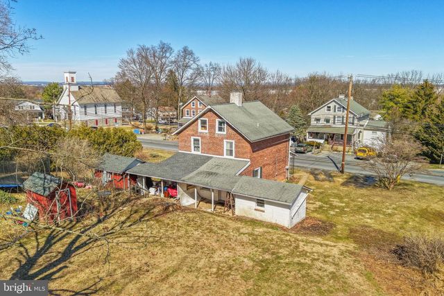 442 FRANKLIN ST, Alburtis, PA 18011