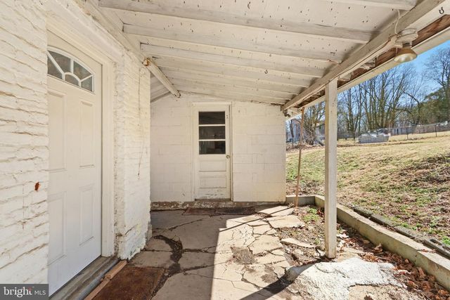 442 FRANKLIN ST, Alburtis, PA 18011