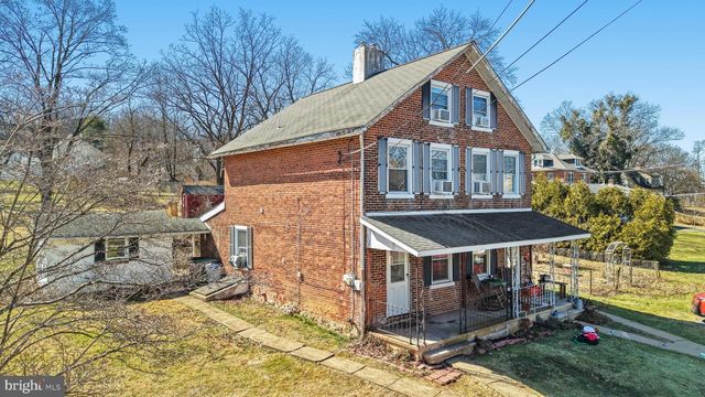 442 FRANKLIN ST, Alburtis, PA 18011