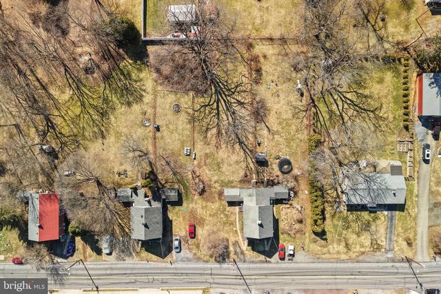 442 FRANKLIN ST, Alburtis, PA 18011