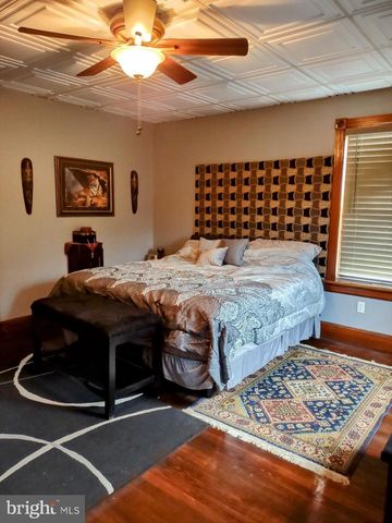 446 BROAD ST, Tamaqua, PA 18252