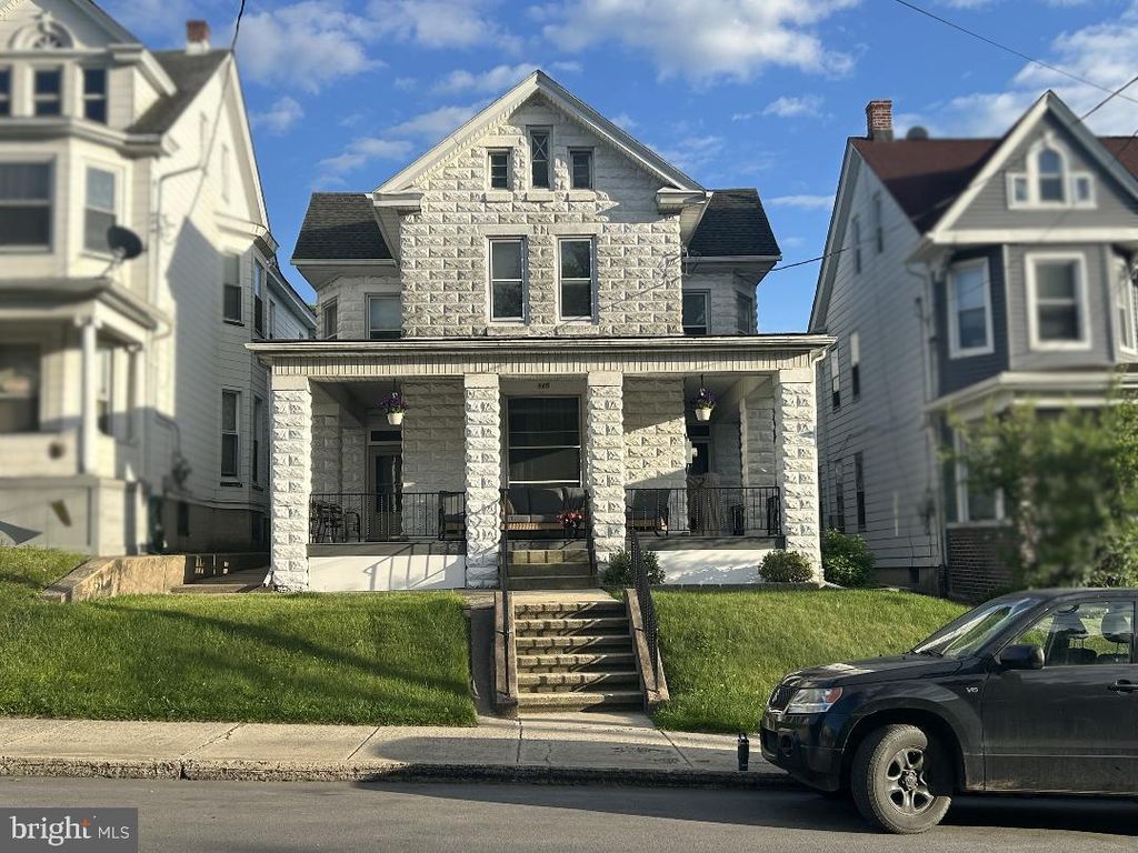 446 BROAD ST, Tamaqua, PA 18252