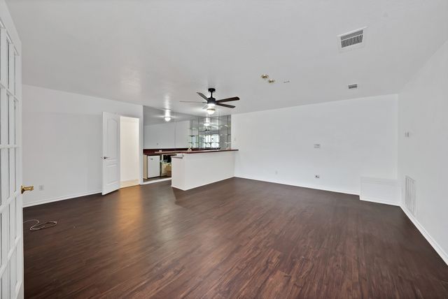 7605 Bridlewood Court, North Richland Hills, TX 76182