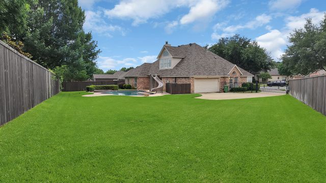 7605 Bridlewood Court, North Richland Hills, TX 76182