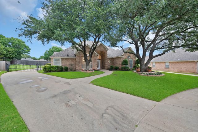 7605 Bridlewood Court, North Richland Hills, TX 76182