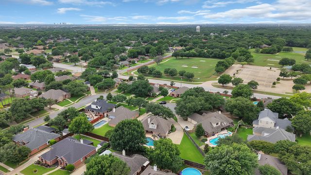7605 Bridlewood Court, North Richland Hills, TX 76182